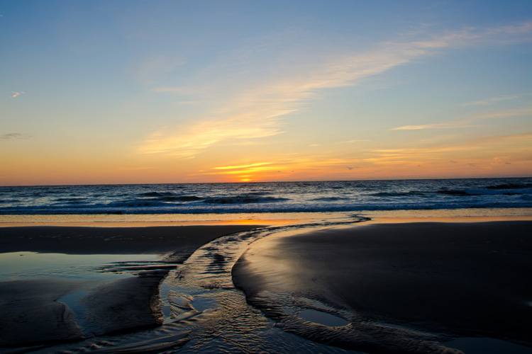 SEABROOK SUNRISE
(Seabrook Beach - Seabrook, NH - 09/13/2014)