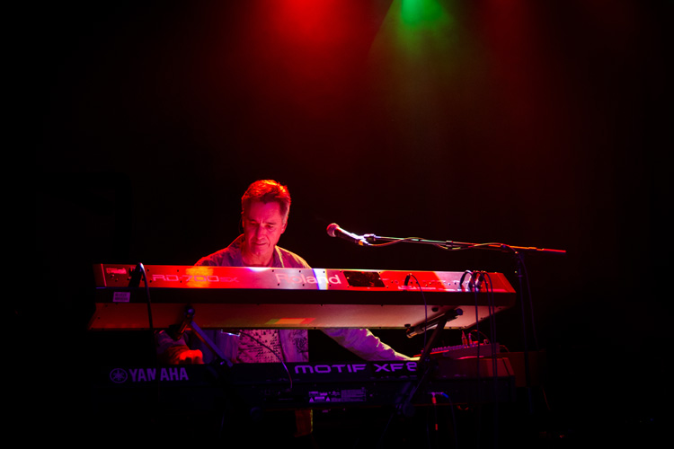 PAUL ON KEYS
(Wally's - Hampton, NH - 01/16/2015)