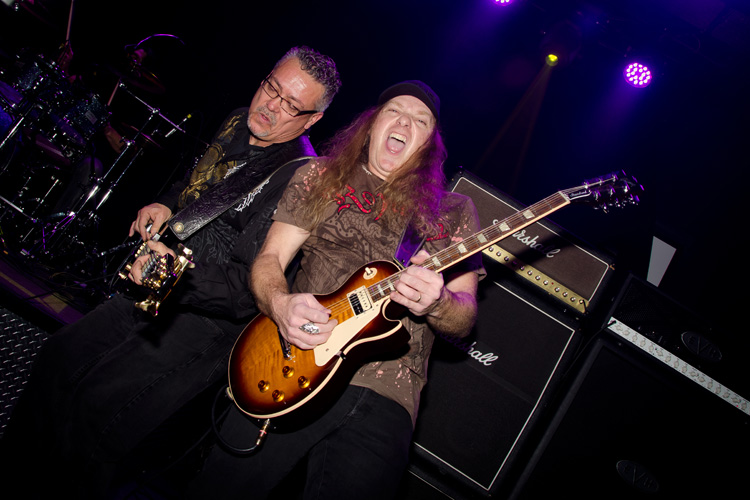 BAND INTERACTION
(Wally's - Hampton, NH - 01/16/2015)
