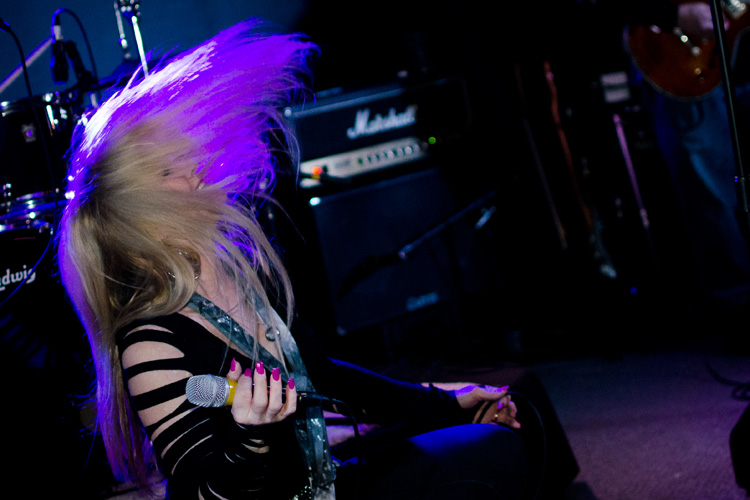 HAIR FLIP
(LLD's - Tynsgborough, MA - 01/22/2015)