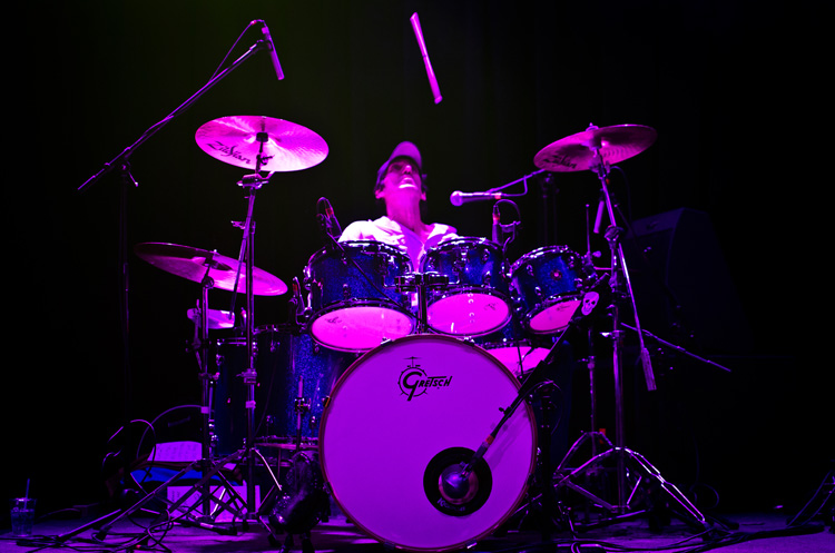 FLIPPIN' STICK
(Wally's - Hampton, NH - 03/07/2015)