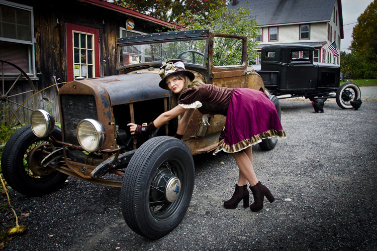 STEAMPUNK AMBER
(Rt 150 - South Hampton, NH - 10/20/2020)